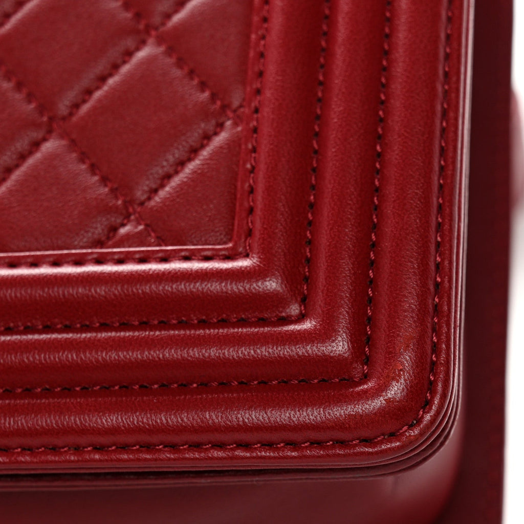 Lambskin Quilted Medium Boy Flap Red