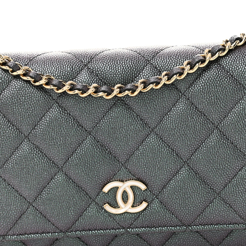 Iridescent Caviar Quilted Wallet On Chain WOC Green