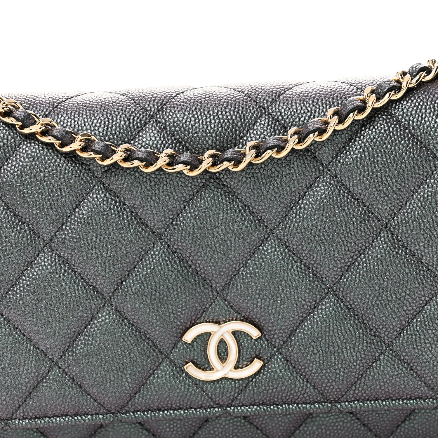 Iridescent Caviar Quilted Wallet On Chain WOC Green
