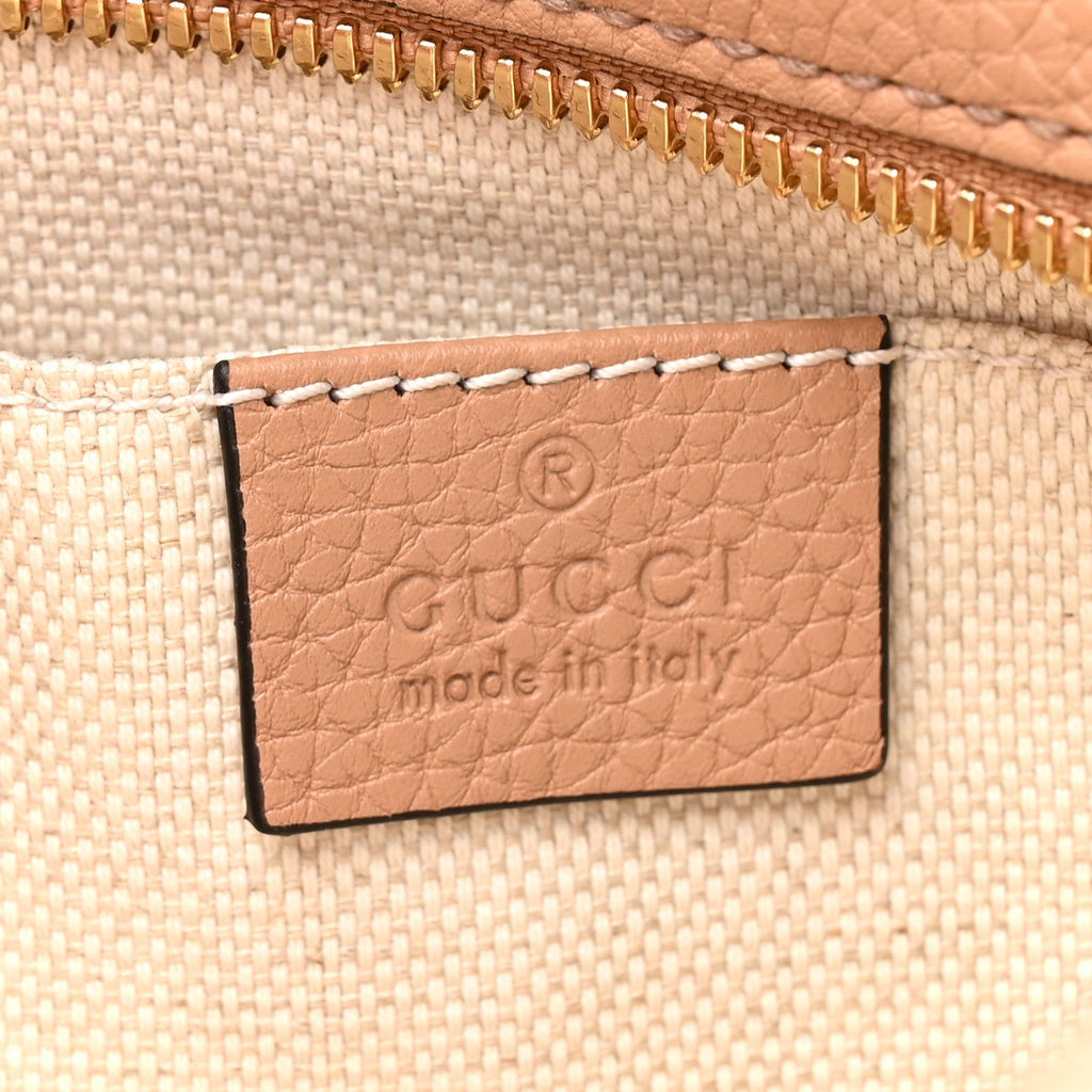 Pebbled Calfskin Small Soho Disco Bag Camelia