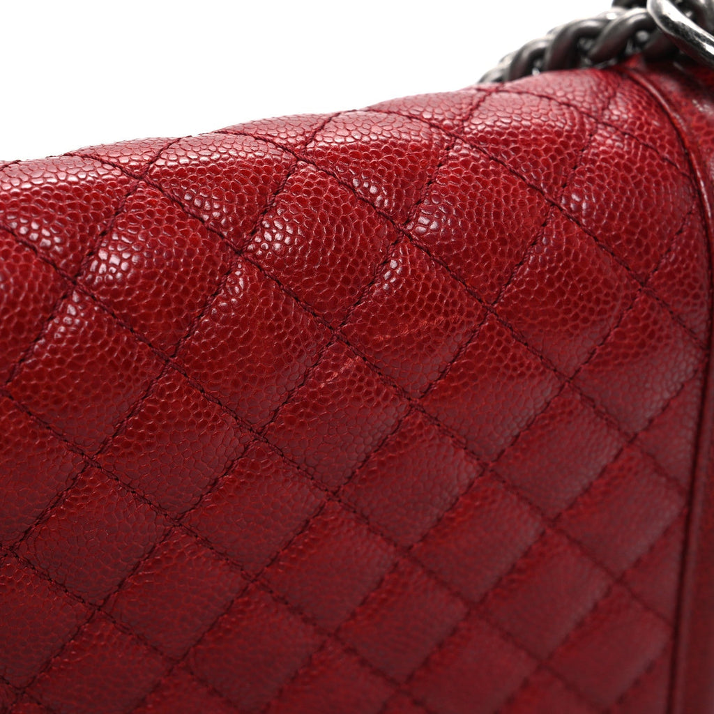 Caviar Quilted Medium Boy Flap Dark Red