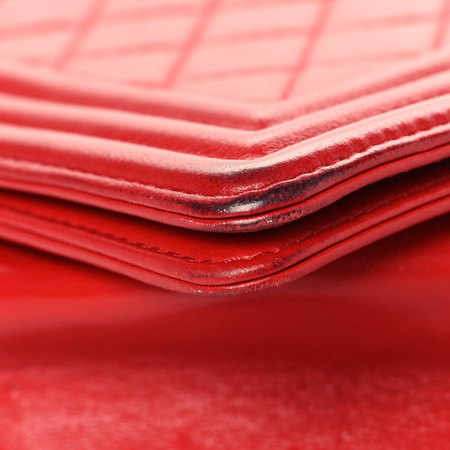 Lambskin Quilted New Medium Boy Flap Red