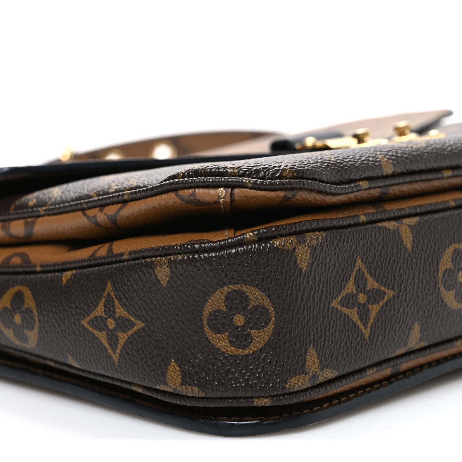 Reverse Monogram Pochette Metis