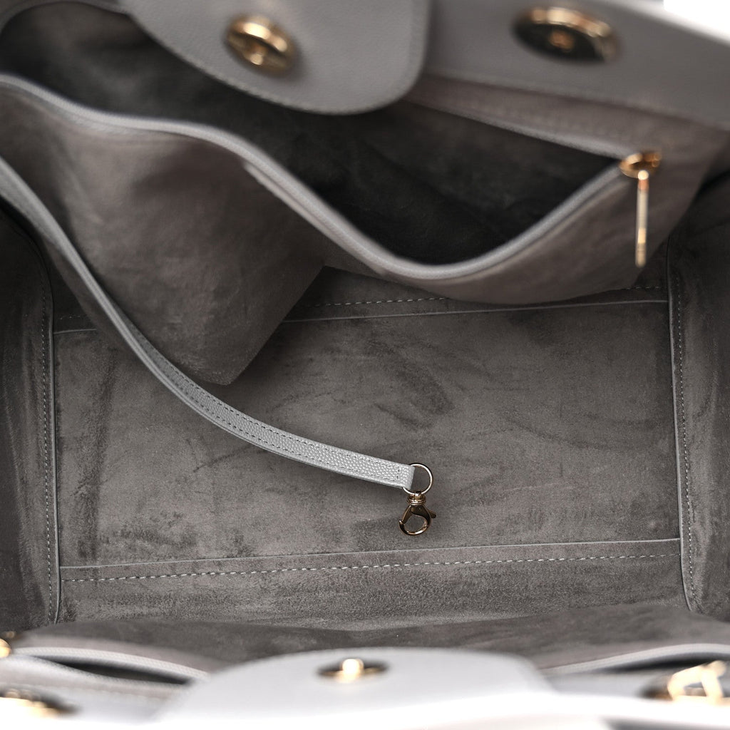 Caviar Studded Medium Deauville Tote Grey