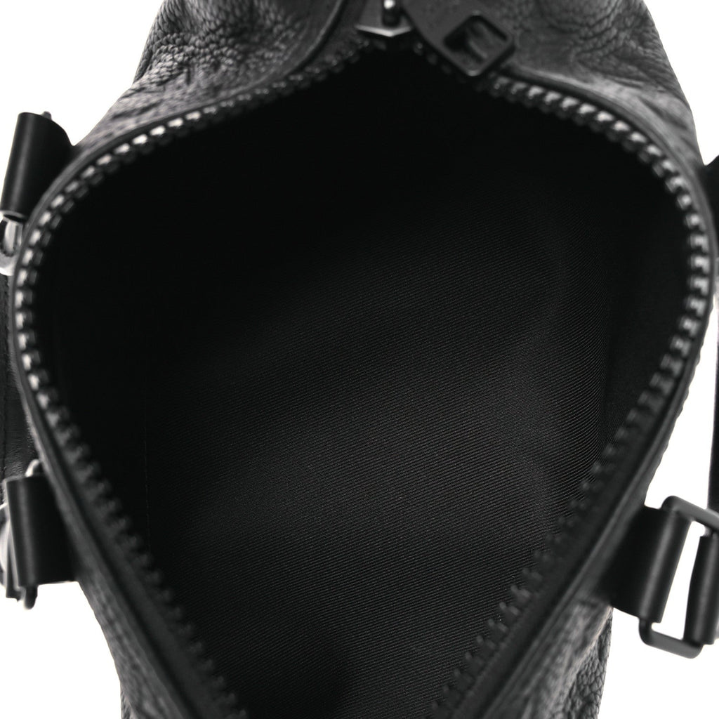 Monogram Taurillon Keepall Bandouliere 25 Black