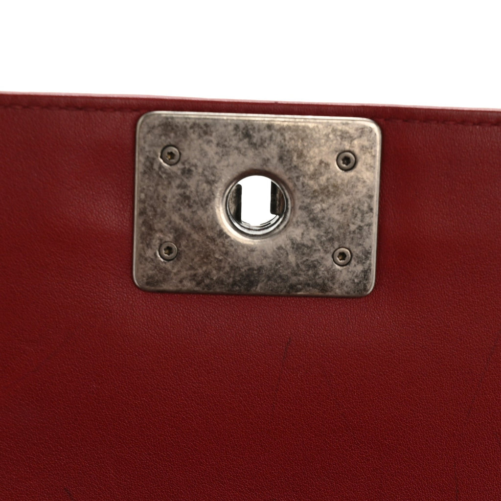 Lambskin Chevron Quilted Medium Boy Flap Red