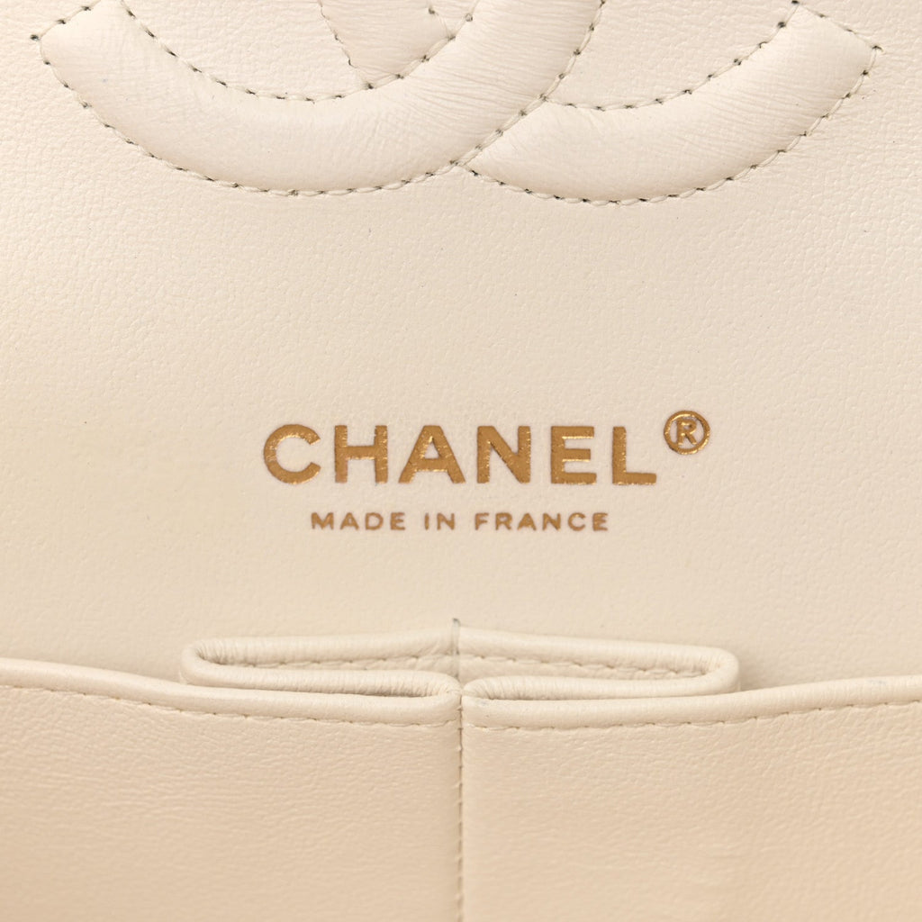 Caviar Quilted Medium Double Flap White