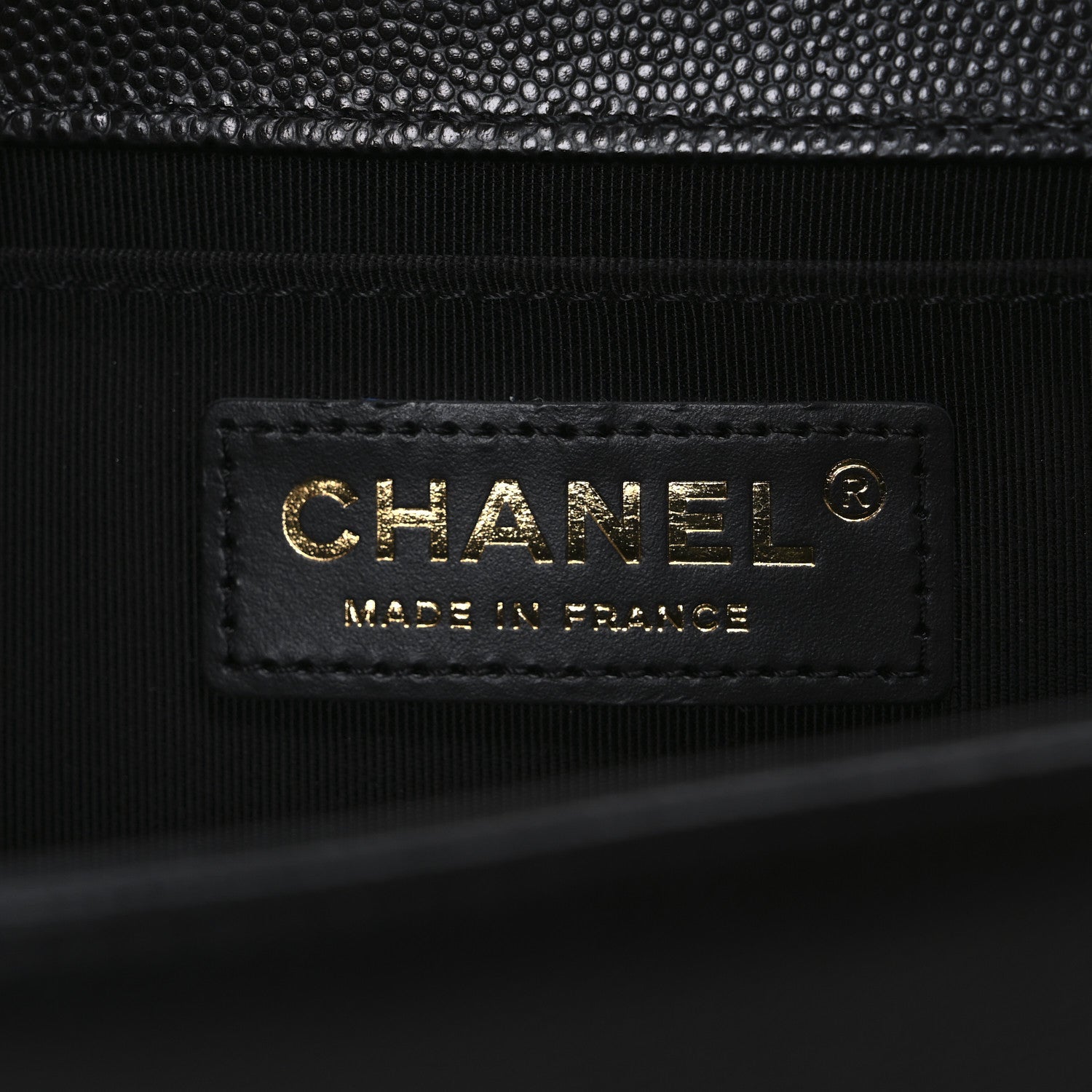 Caviar Quilted Medium Boy Flap Black
