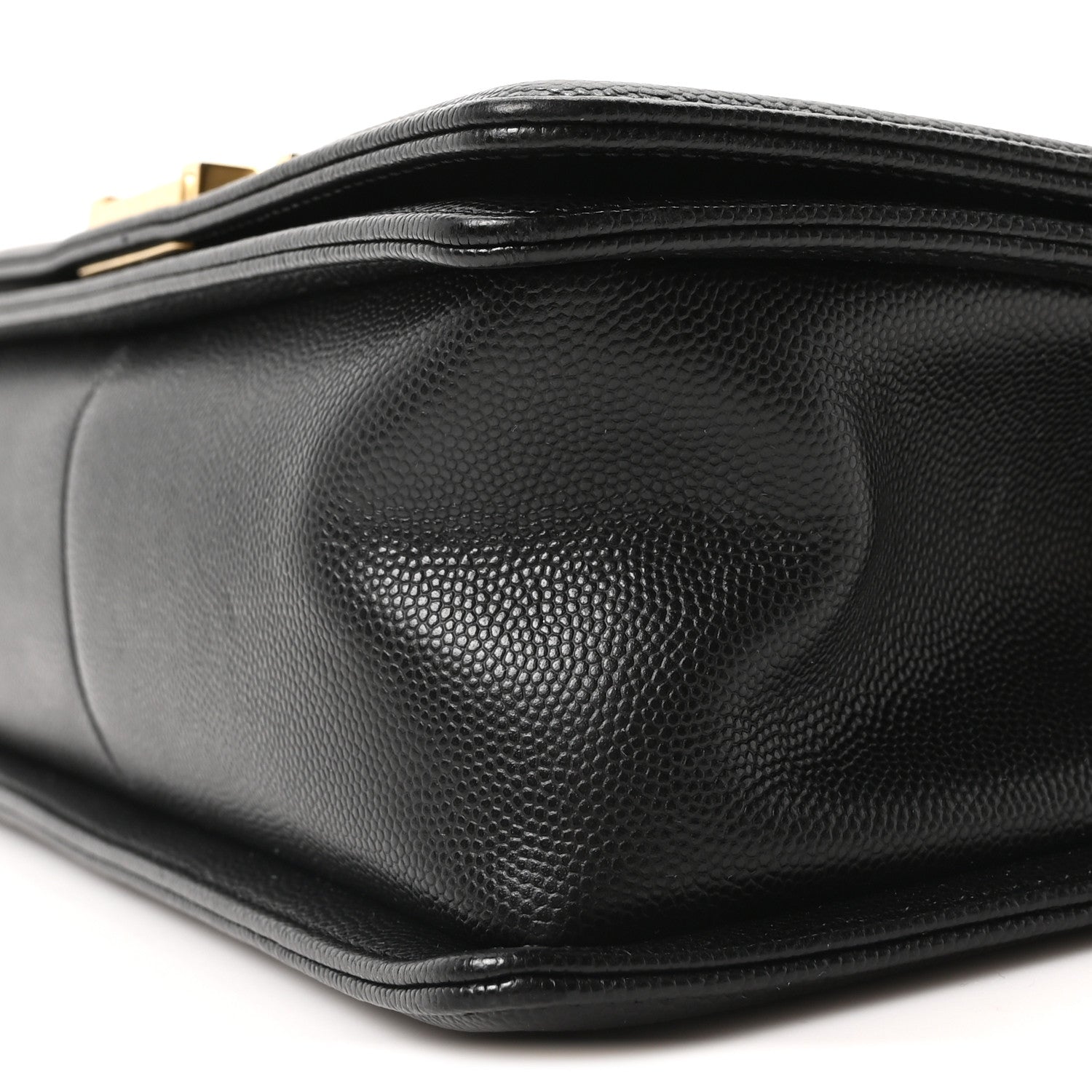 Caviar Quilted Medium Boy Flap Black