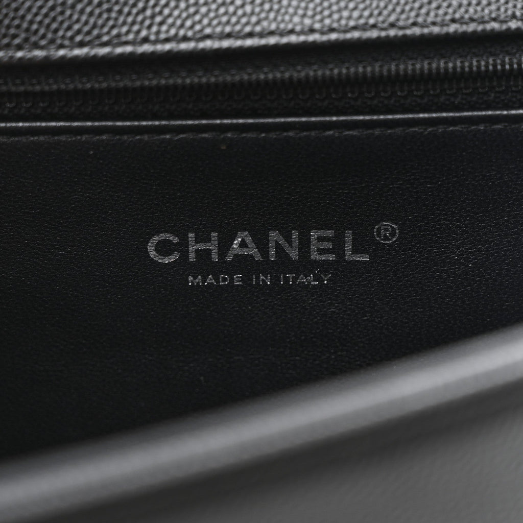 Caviar Quilted New Medium Boy Flap Black