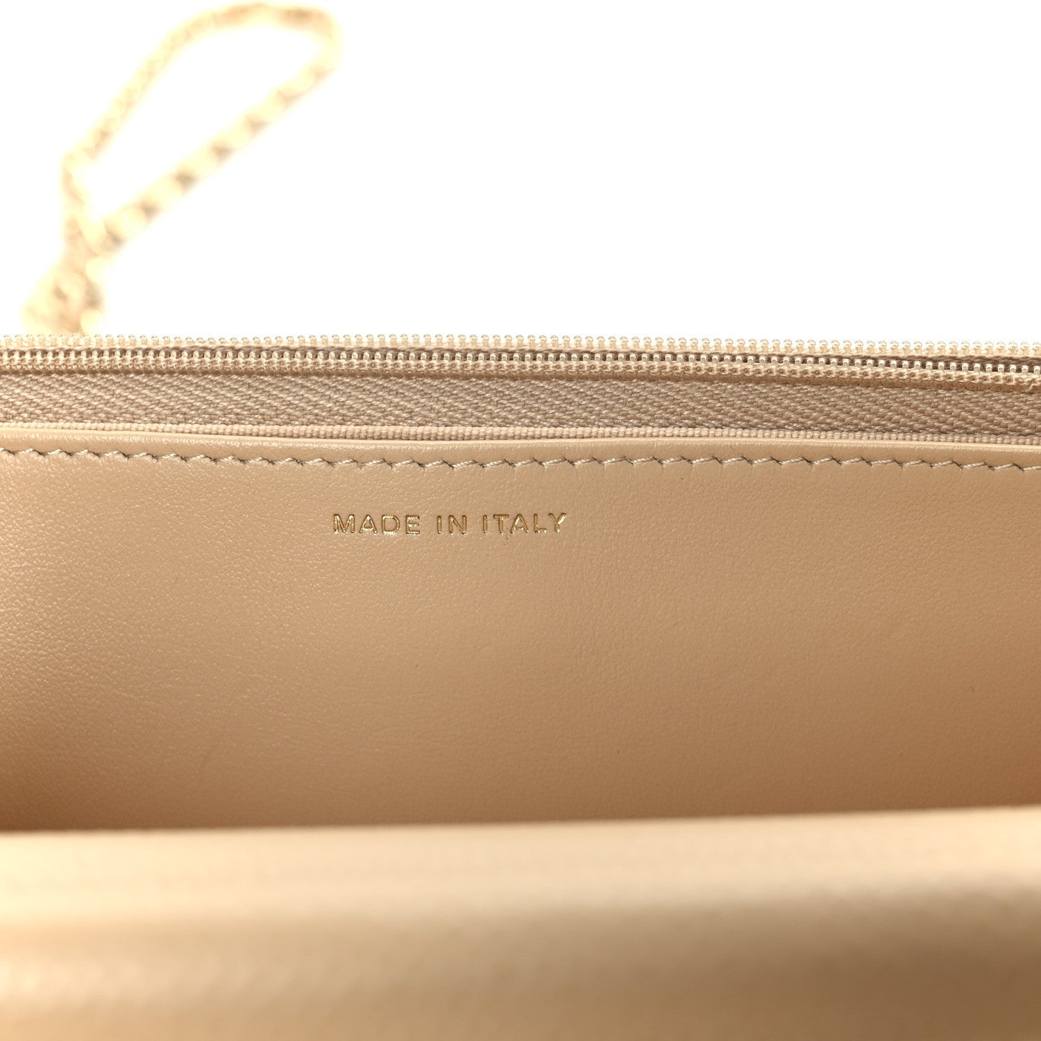 Caviar Quilted Wallet on Chain WOC Beige