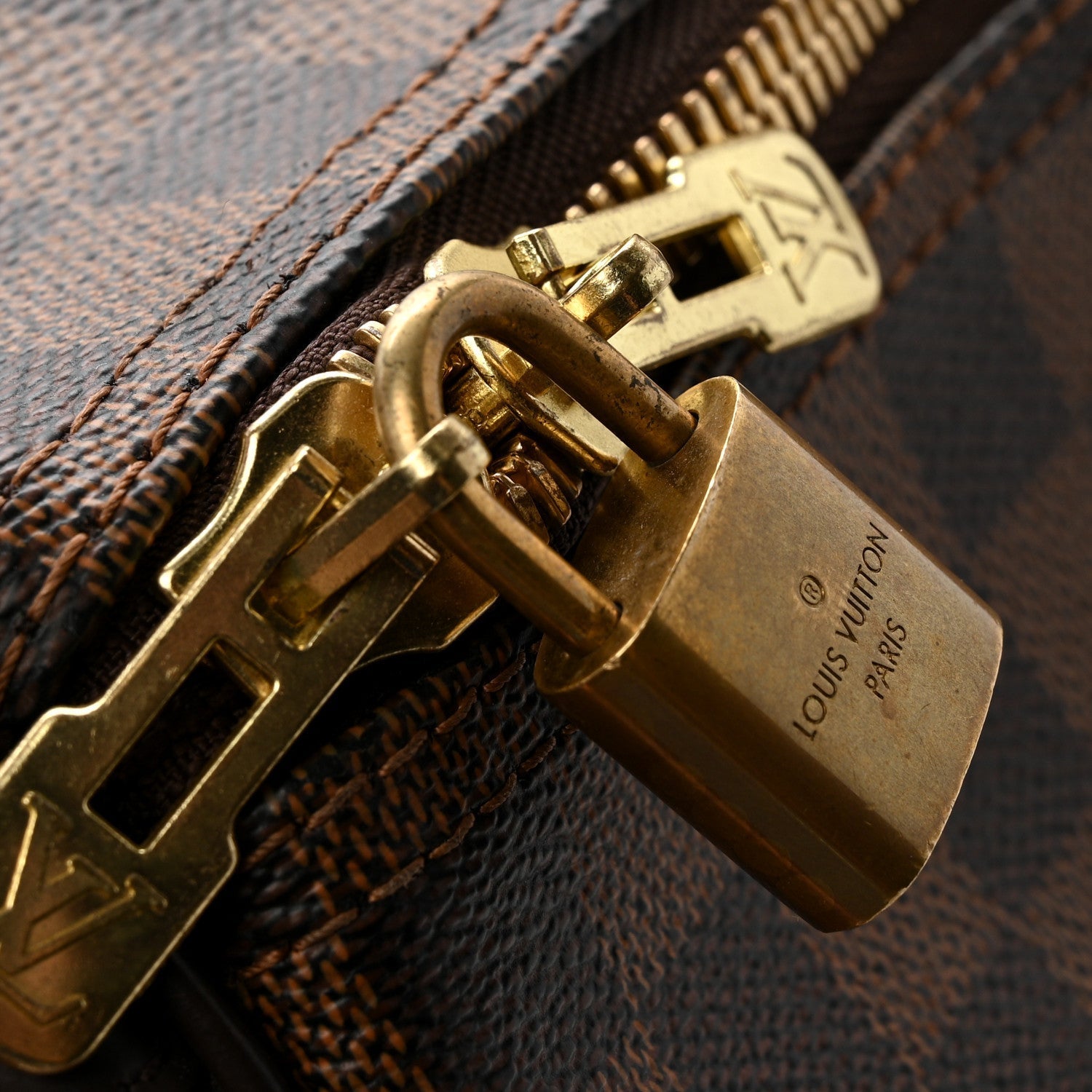 Damier Ebene Keepall Bandouliere 55