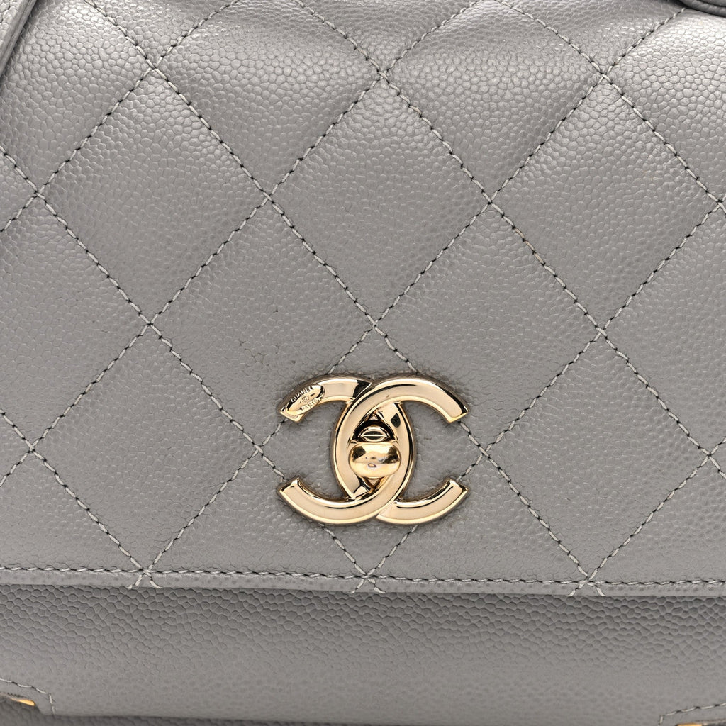 Caviar Quilted Small Business Affinity Flap Grey