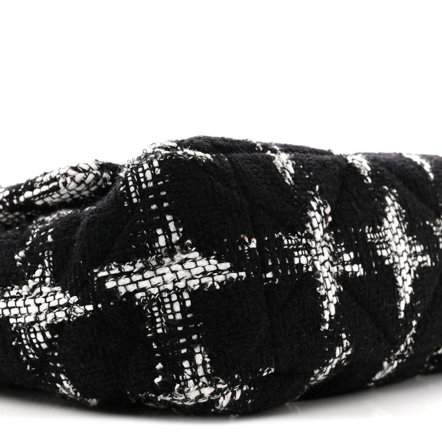 Tweed Quilted Maxi Chanel 19 Flap Black White