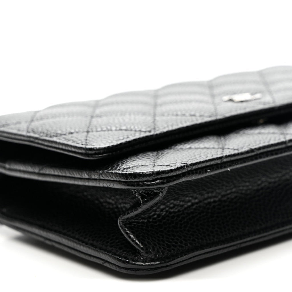 Caviar Quilted Wallet on Chain WOC Black