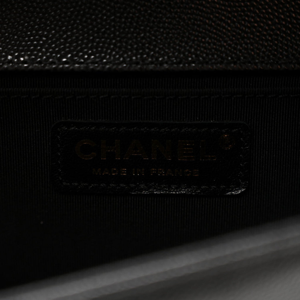 Caviar Quilted Medium Boy Flap Black