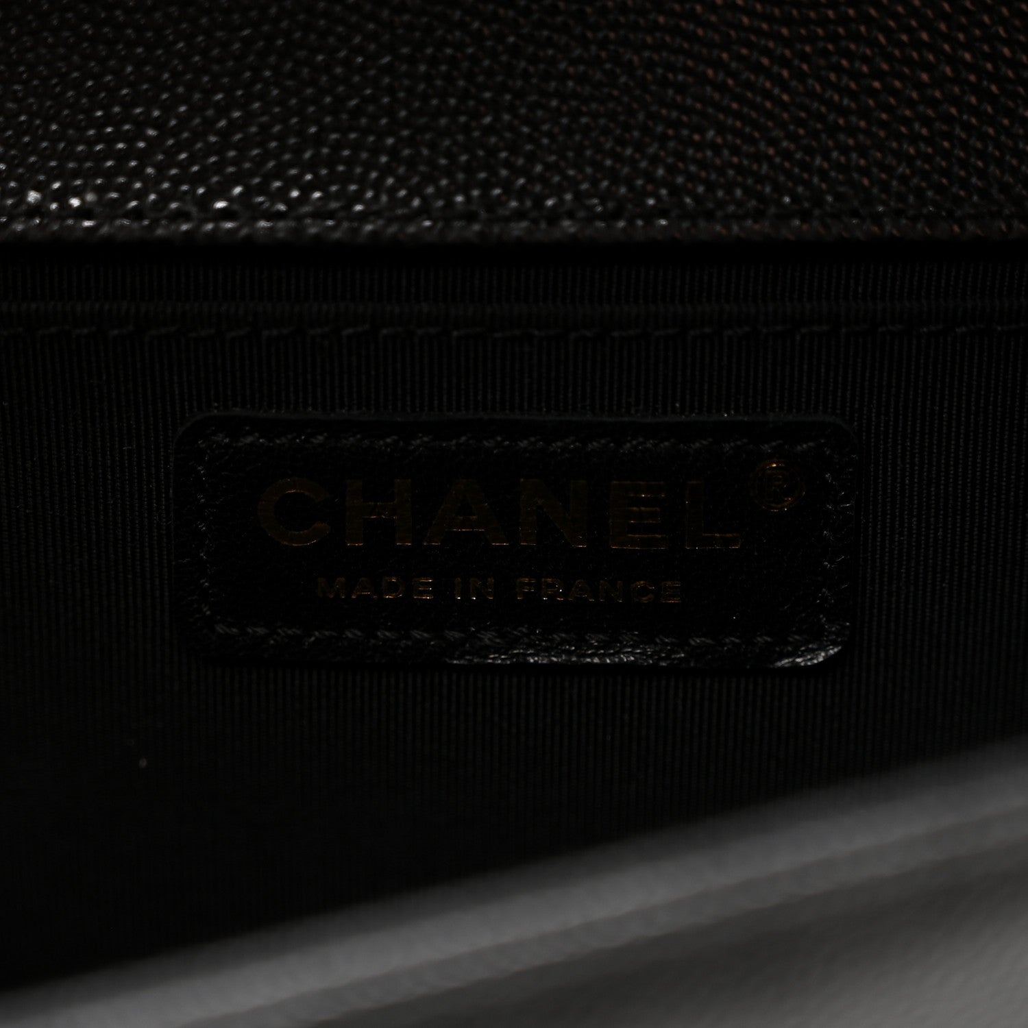 Caviar Quilted Medium Boy Flap Black