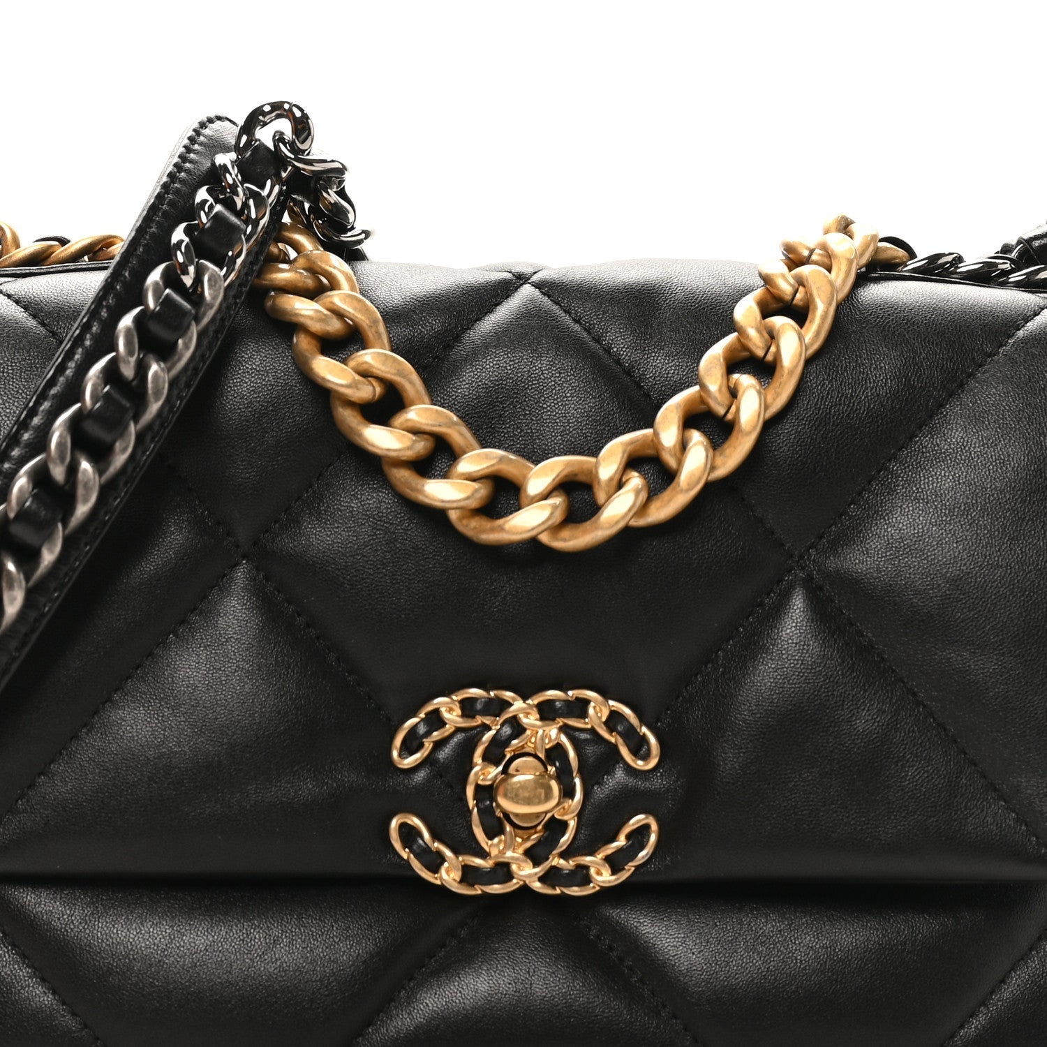 Lambskin Quilted Medium Chanel 19 Flap Black