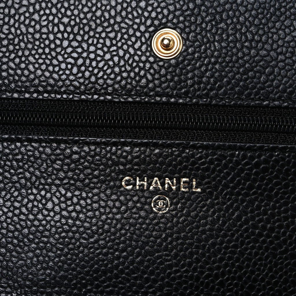 Caviar Quilted Wallet on Chain WOC Black