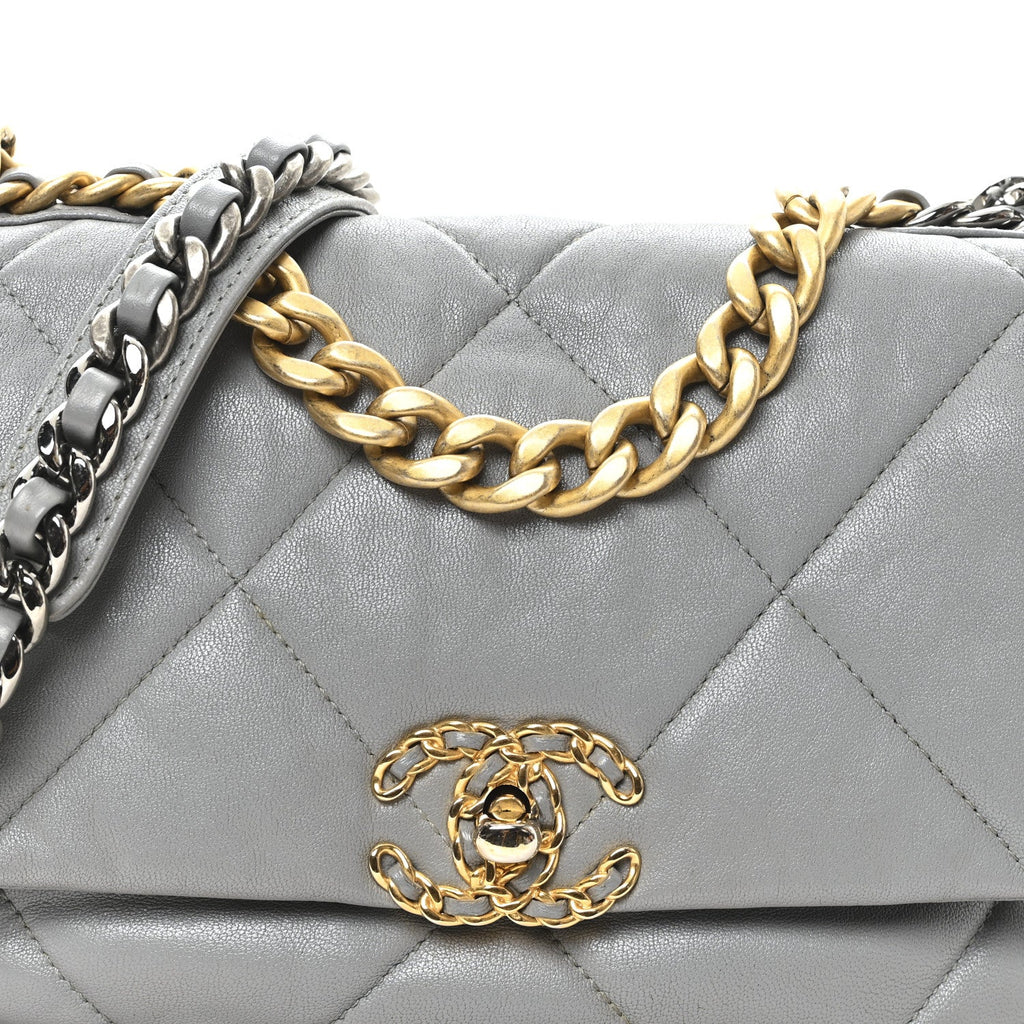 Goatskin Quilted Medium Chanel 19 Flap Grey