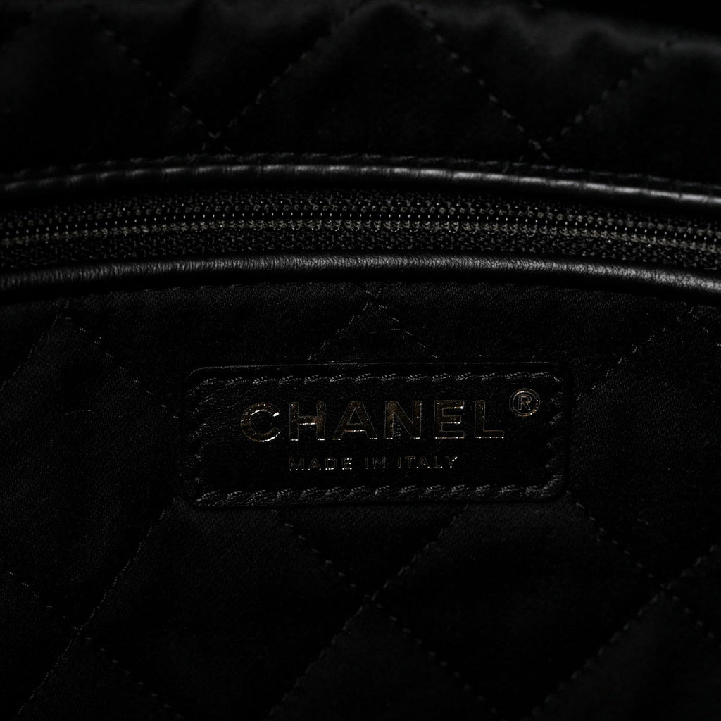 Shiny Calfskin Quilted Small Chanel 22 Black