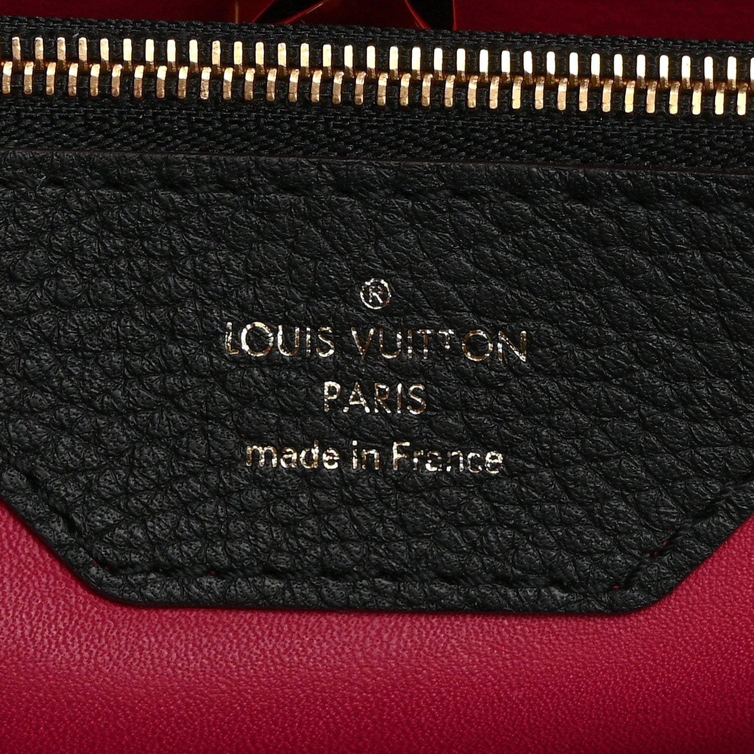 Taurillon Capucines MM Black Fuchsia