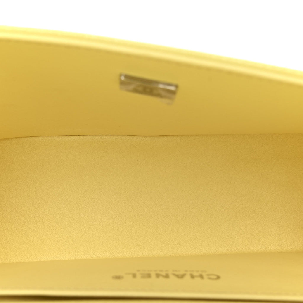 Caviar Quilted Medium Boy Flap Yellow