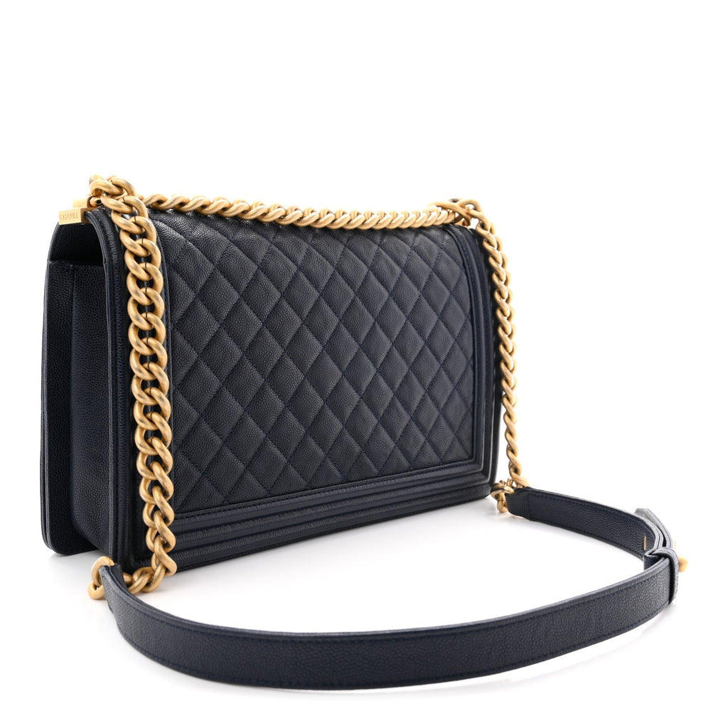 Caviar Quilted New Medium Boy Flap Blue