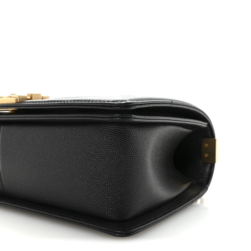 Caviar Quilted Medium Boy Flap Black