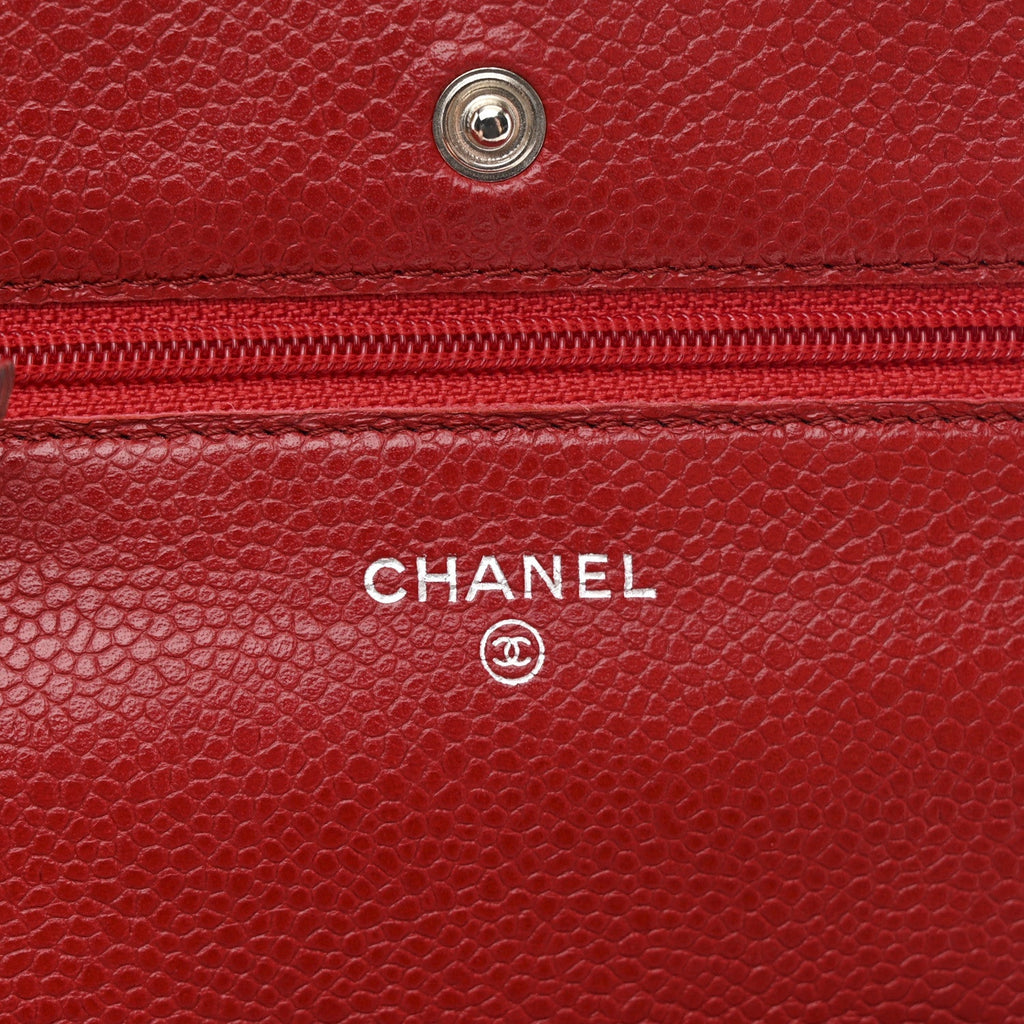 Caviar Quilted Wallet on Chain WOC Red