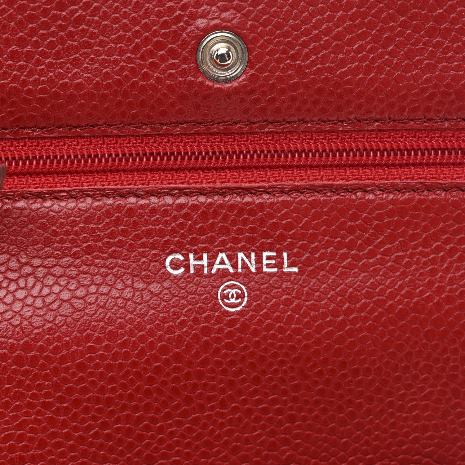 Caviar Quilted Wallet on Chain WOC Red