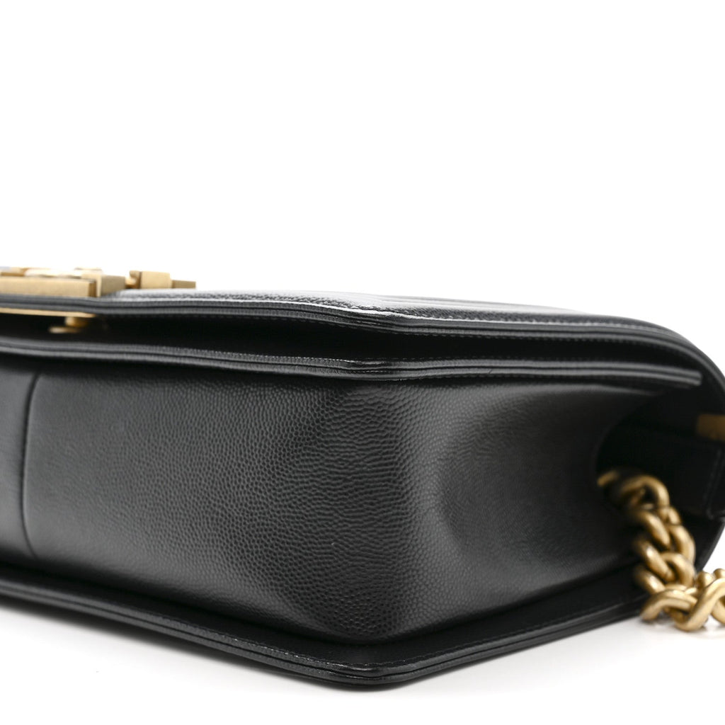 Caviar Quilted Medium Boy Flap Black