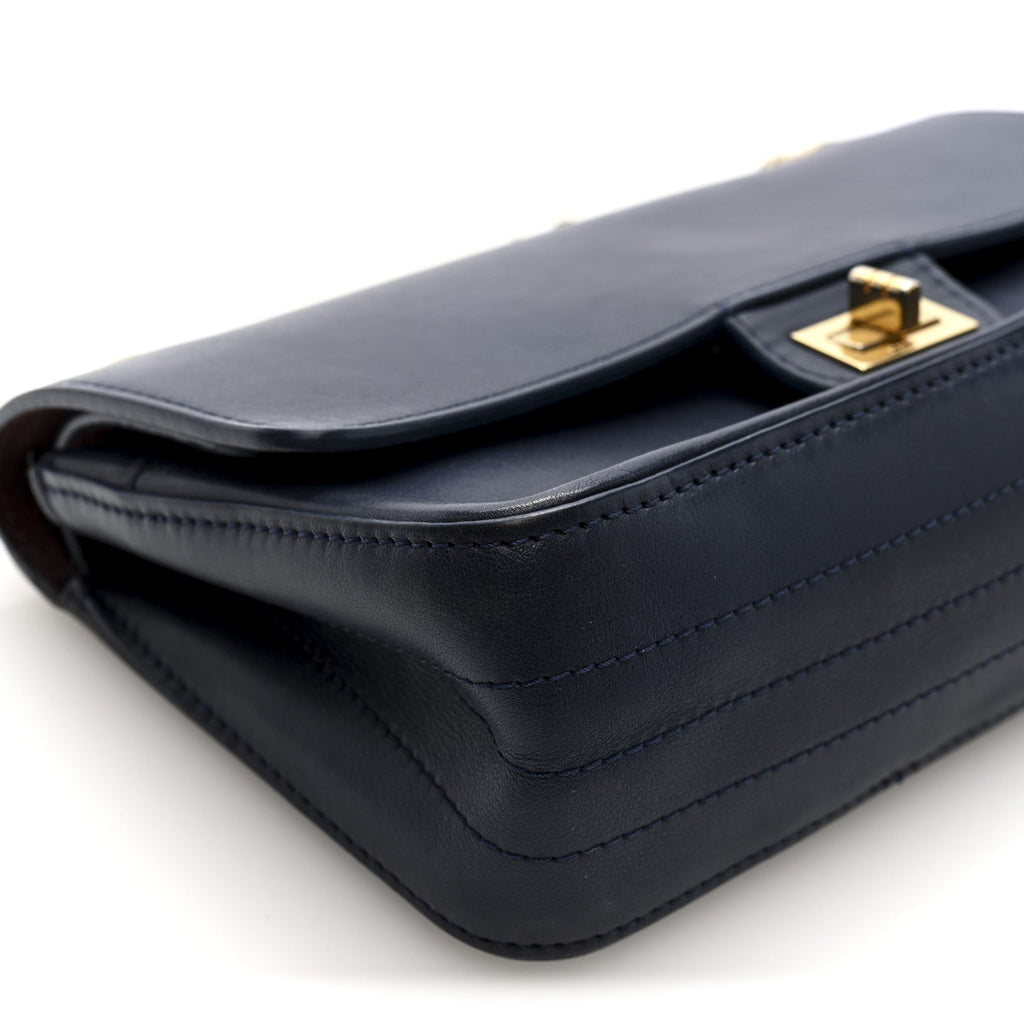 Calfskin Nude 2.55 Reissue 225 Flap Blue
