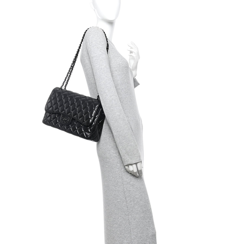 Shiny Crumpled Calfskin Quilted Jumbo Double Flap So Black