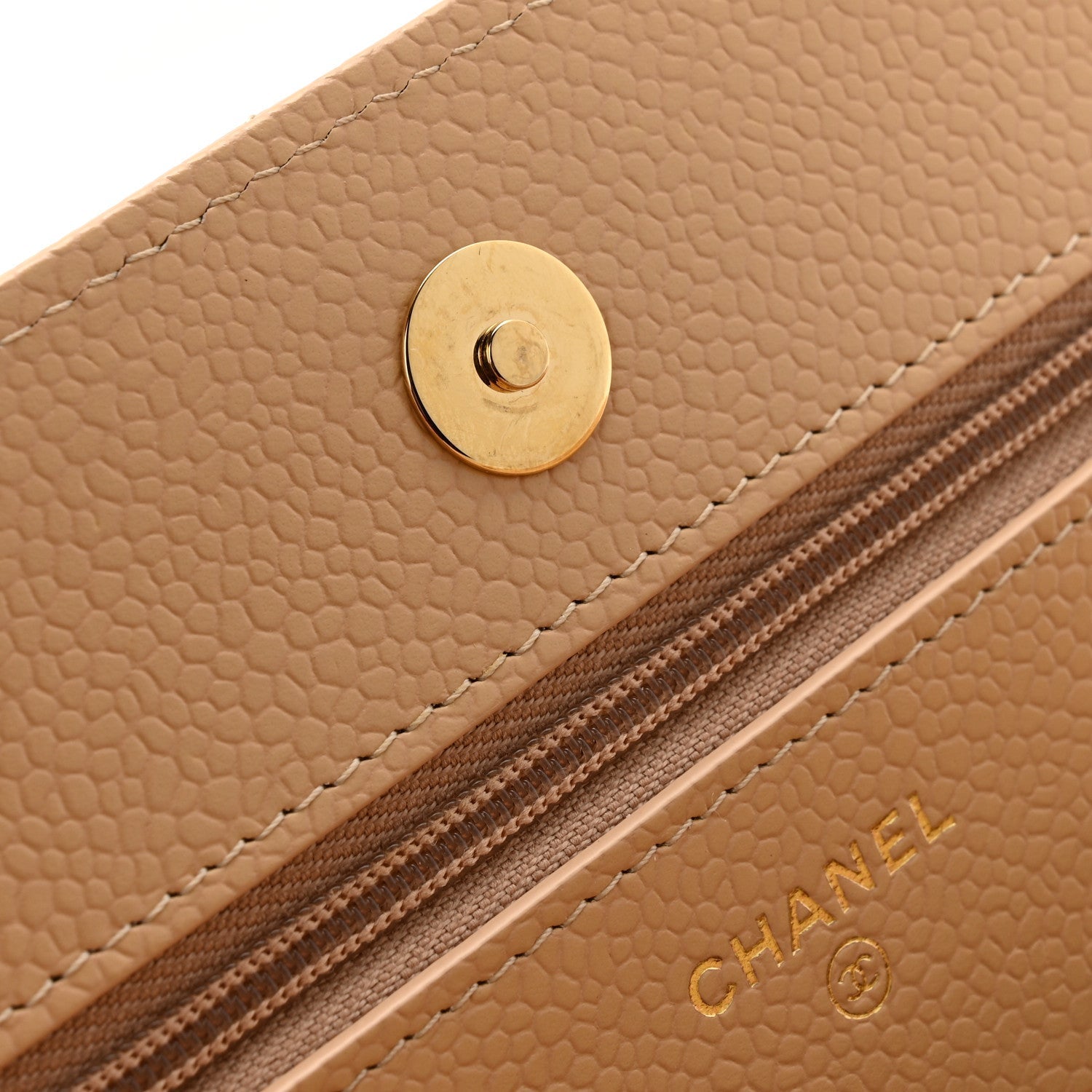 Caviar Quilted Wallet on Chain WOC Beige