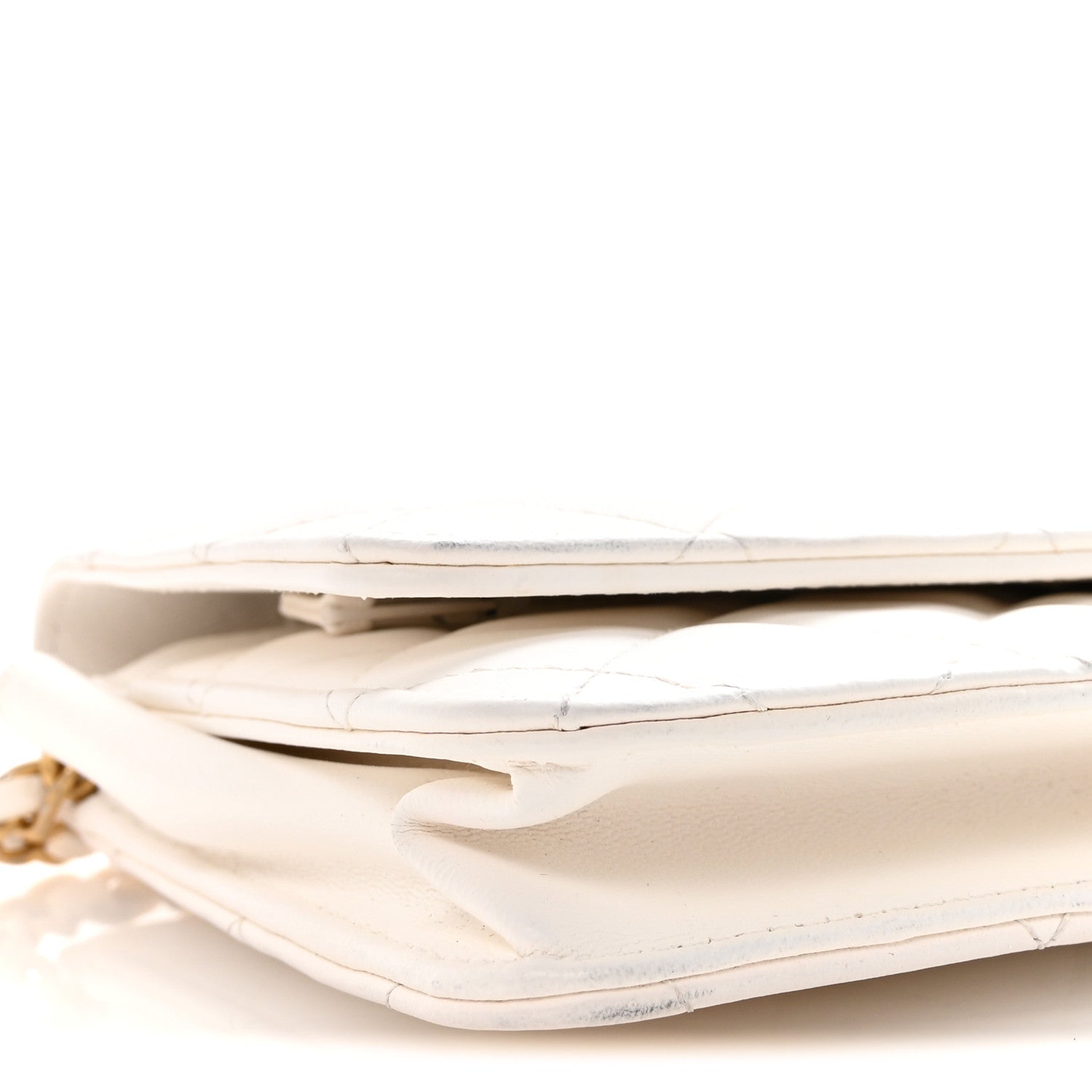 Lambskin Quilted Romance Wallet On Chain WOC White