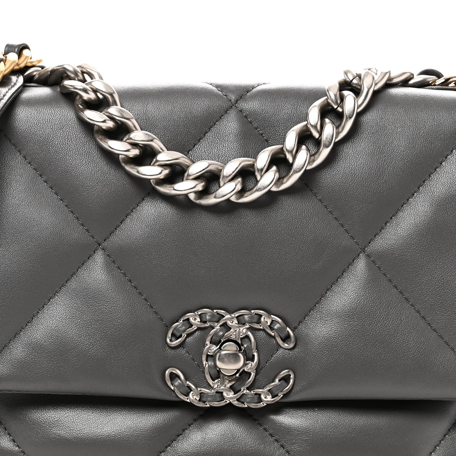 Lambskin Quilted Medium Chanel 19 Flap Grey