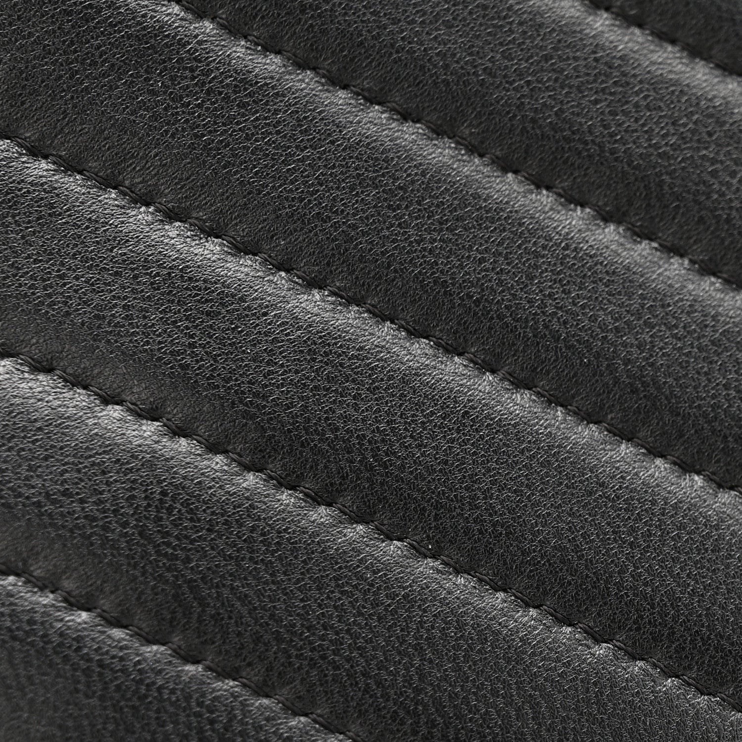Lambskin Chevron Quilted Trendy CC Wallet On Chain WOC Black