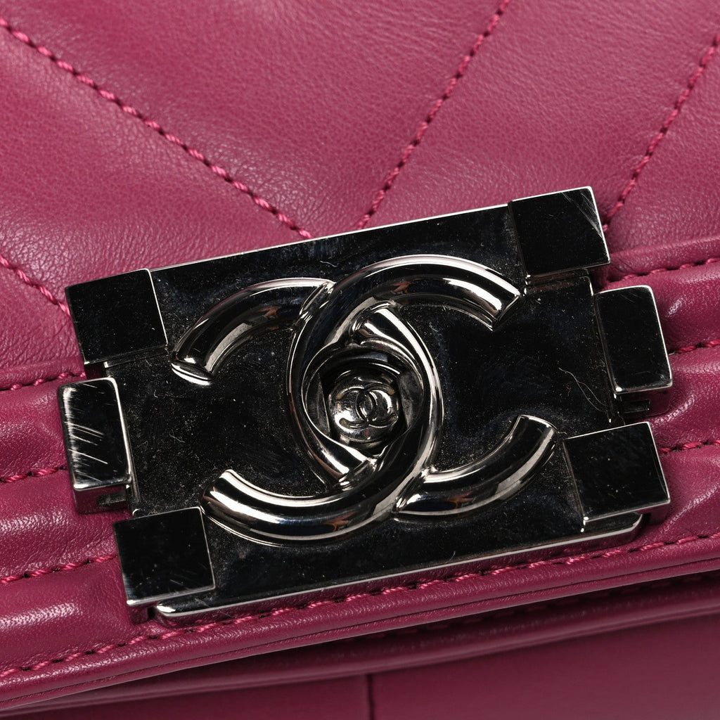 Lambskin Chevron Quilted Medium Boy Flap Dark Pink
