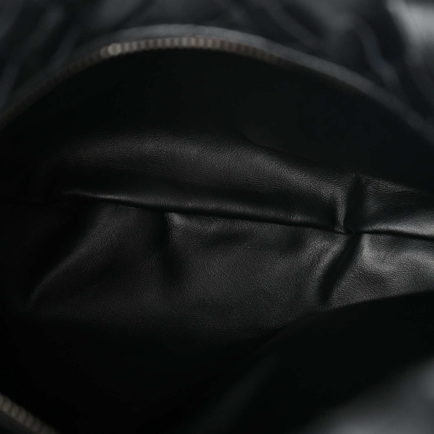 Nappa Intrecciato Teen Jodie Hobo Black
