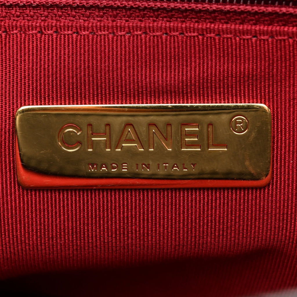 Shiny Goatskin Quilted Medium Chanel 19 Flap Black