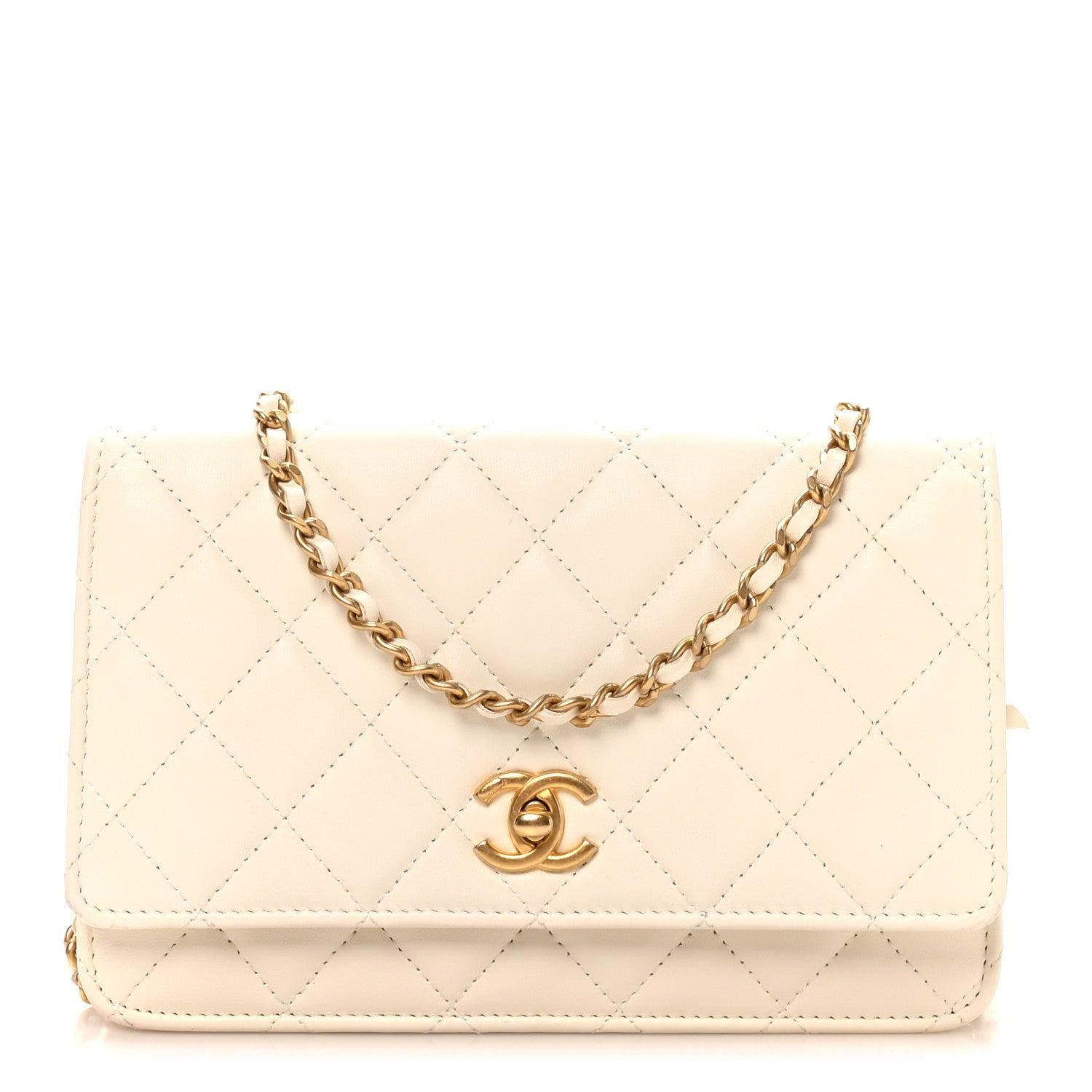 Lambskin Quilted CC Pearl Crush Wallet on Chain WOC White