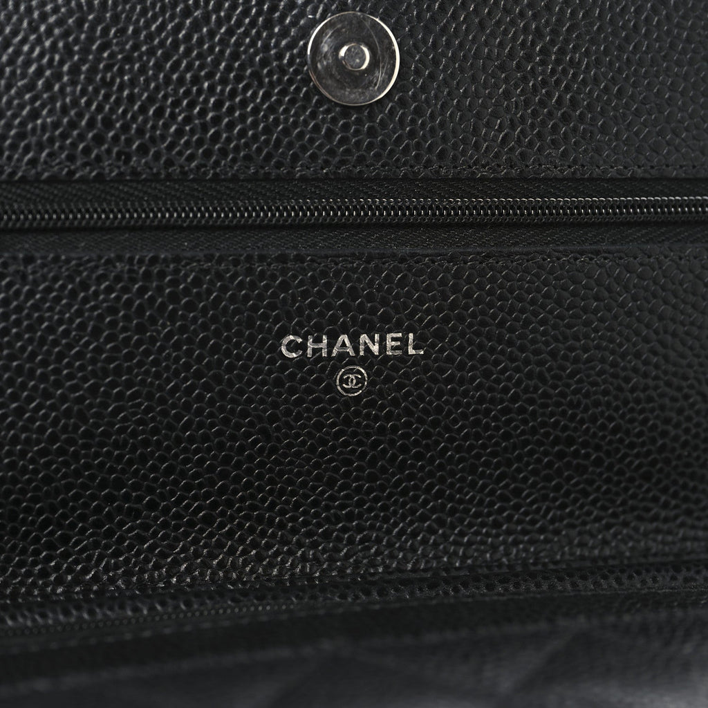 Caviar Quilted Wallet on Chain WOC Black