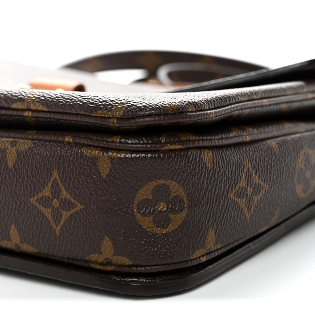 Monogram Pochette Metis
