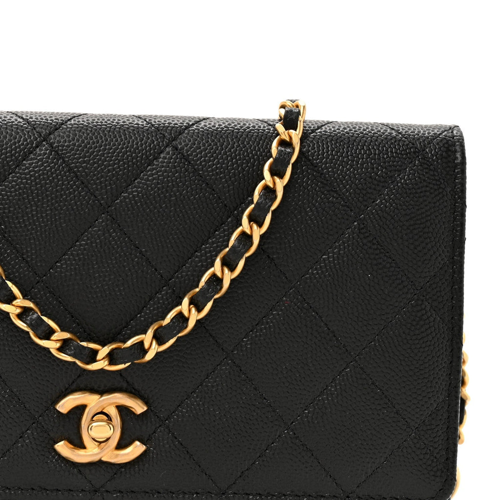 Caviar Quilted CC Turnlock Charm Wallet On Chain WOC Black