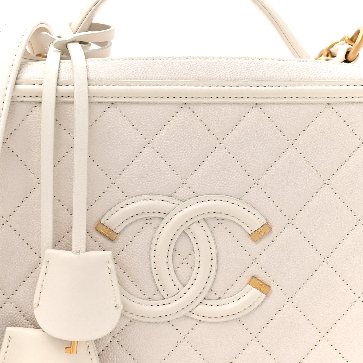 Caviar Quilted Large CC Filigree Vanity Case White