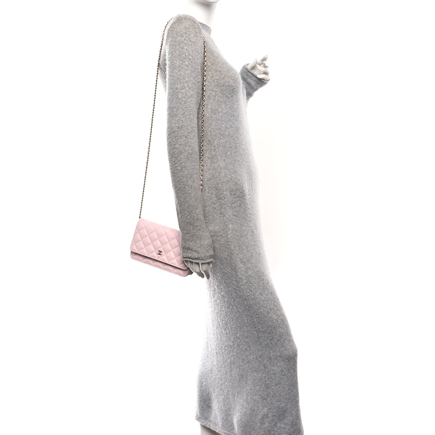 Caviar Quilted Wallet on Chain WOC Light Pink