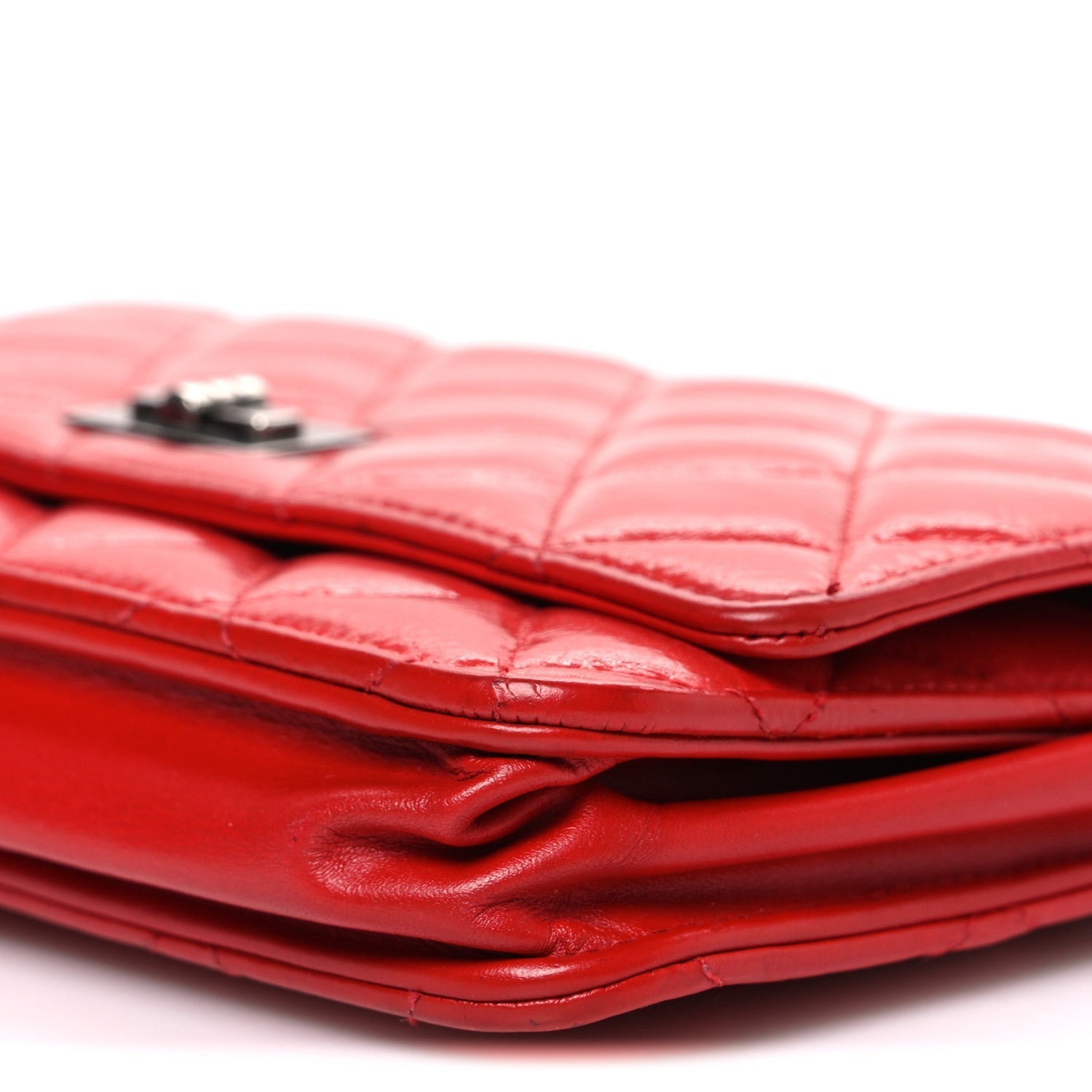 Glazed Calfskin Quilted Reissue Wallet On Chain WOC Red