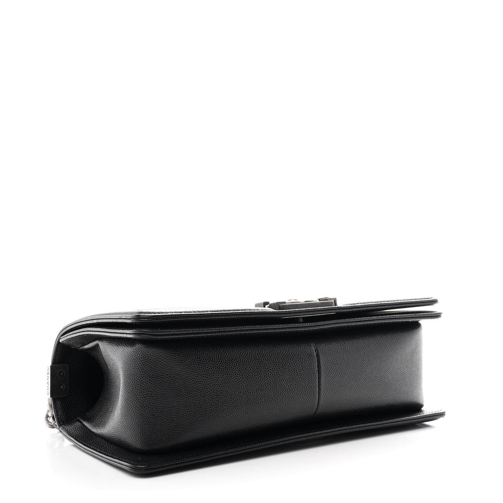 Caviar Quilted Medium Boy Flap Black