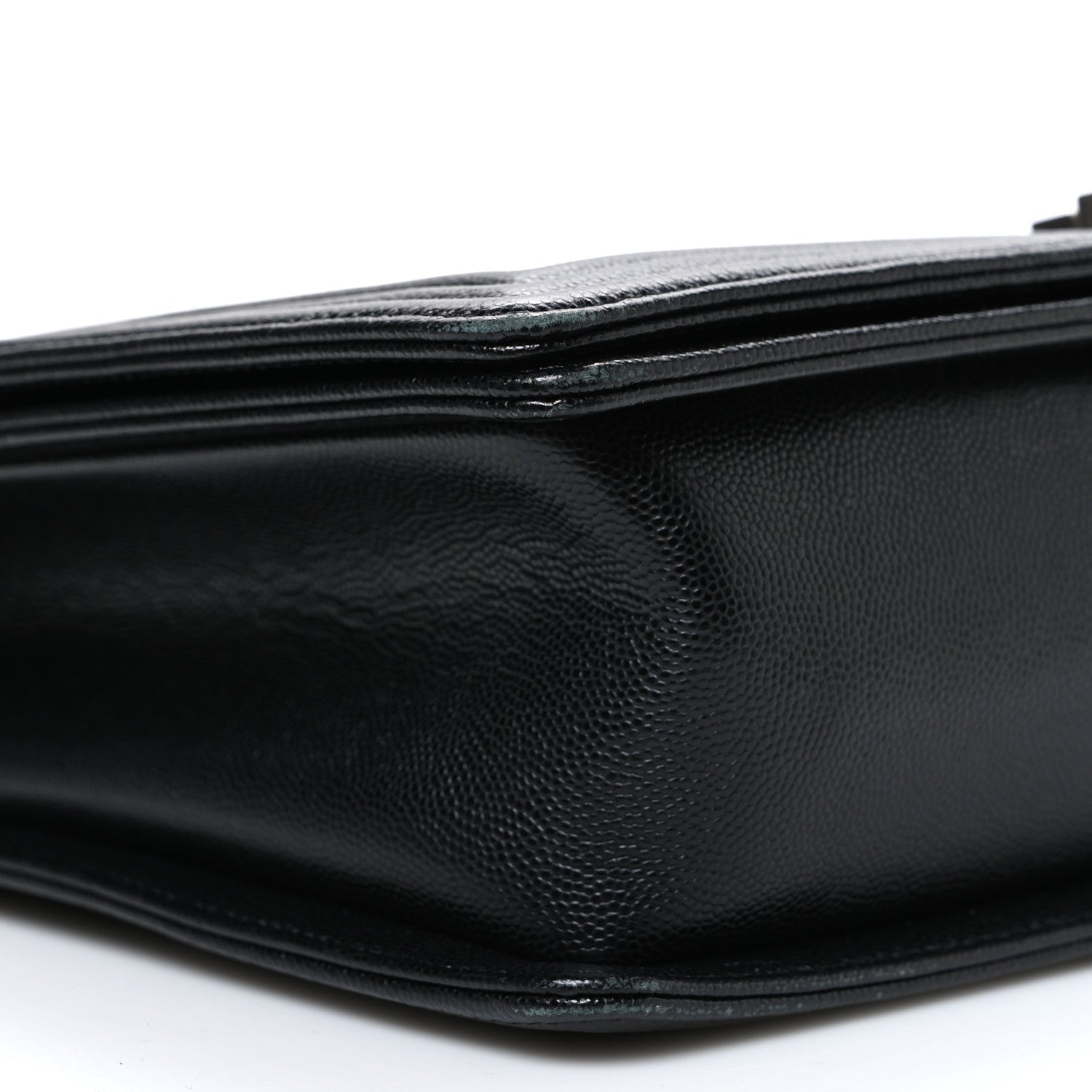 Caviar Quilted Large Boy Flap Black